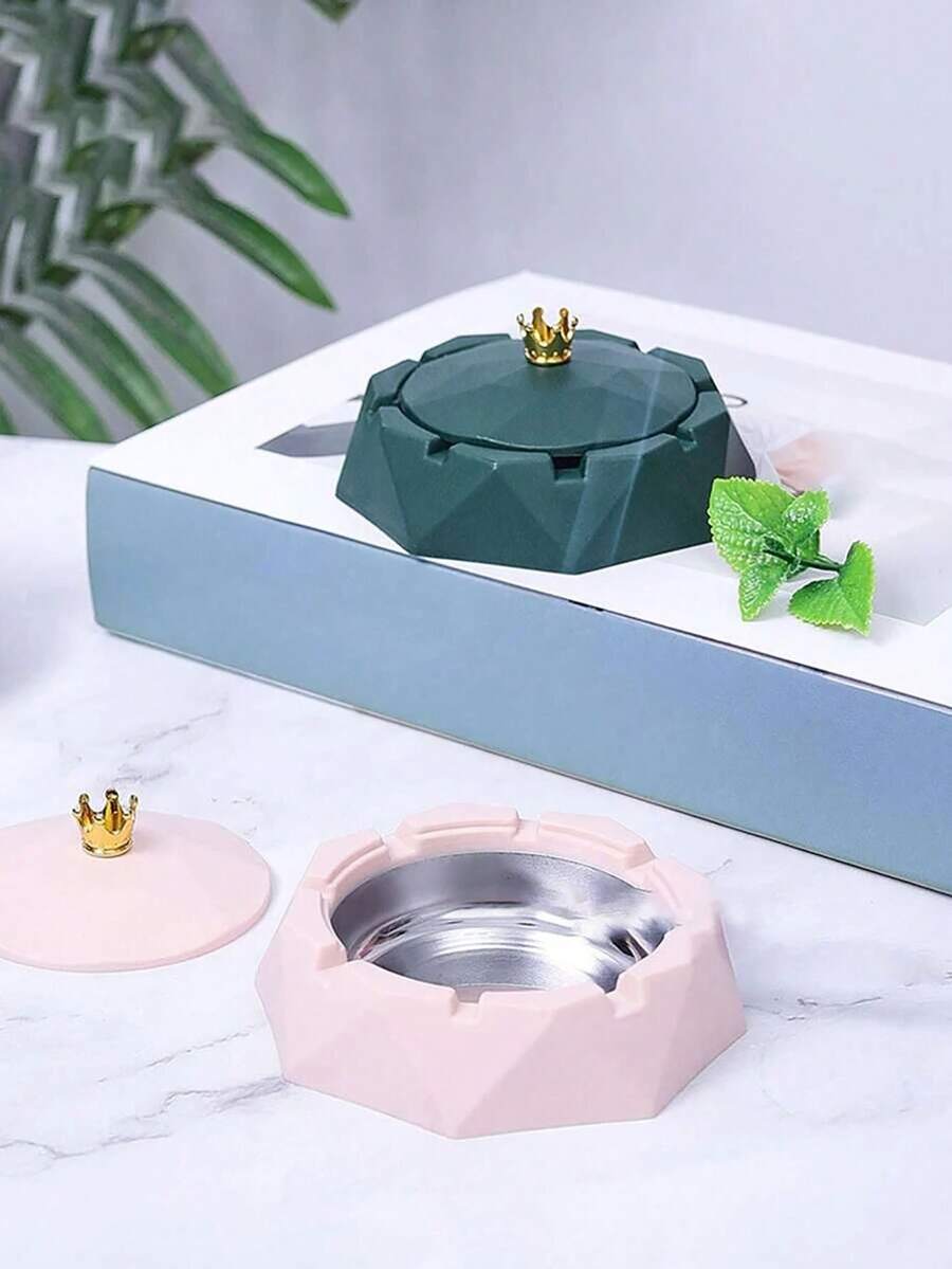 1 Pieza Cenicero Con Tapa Y Decoración De Corona Para Oficina Y Hogar, Cenicero De Tanque Interno De Acero Inoxidable - Multicolor - Ver 1