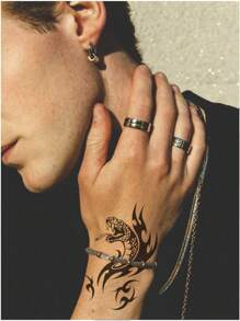 20 Pezzi Tattoo Adesivi Temporanei Personalità Uomini Ragazza Fresca Freddo Inverno, Adesivi Tatuaggio Per Parti Nude Del Corpo Come Schiena Mano Dita Collo Orecchio Per Un Look Cool In Occasione Di Feste, Bar E Street Style Y2k tatuaggi finti
tatuaggio
tatuaggi temporanei