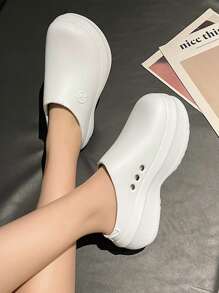 Women's Solid Color Mules, Casual Garden Shoes, Comfortable Waterproof Slouchy Shoes, Bird Nest Shoes, Couple's Beach Shoes, Black Plus Size Casual Shoes - White - View 4