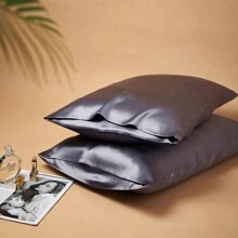 2 Stücke dunkelgrau seidiger Satin Kissenbezüge für Haar und Haut, Kissenbezug Set aus 2, kühlende Kissenbezüge mit Umschlagverschluss, luxuriöser Bettdeckenbezug, ultra weich Hotelier Kisseneinhüllung, passend für Standard Queen King M L XL Kissengröße, Grau