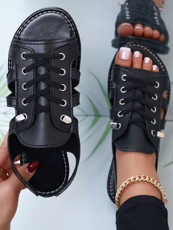 Sandalias de mujer planas huecas y con cordones para el verano de moda casual 2024 con tira trasera