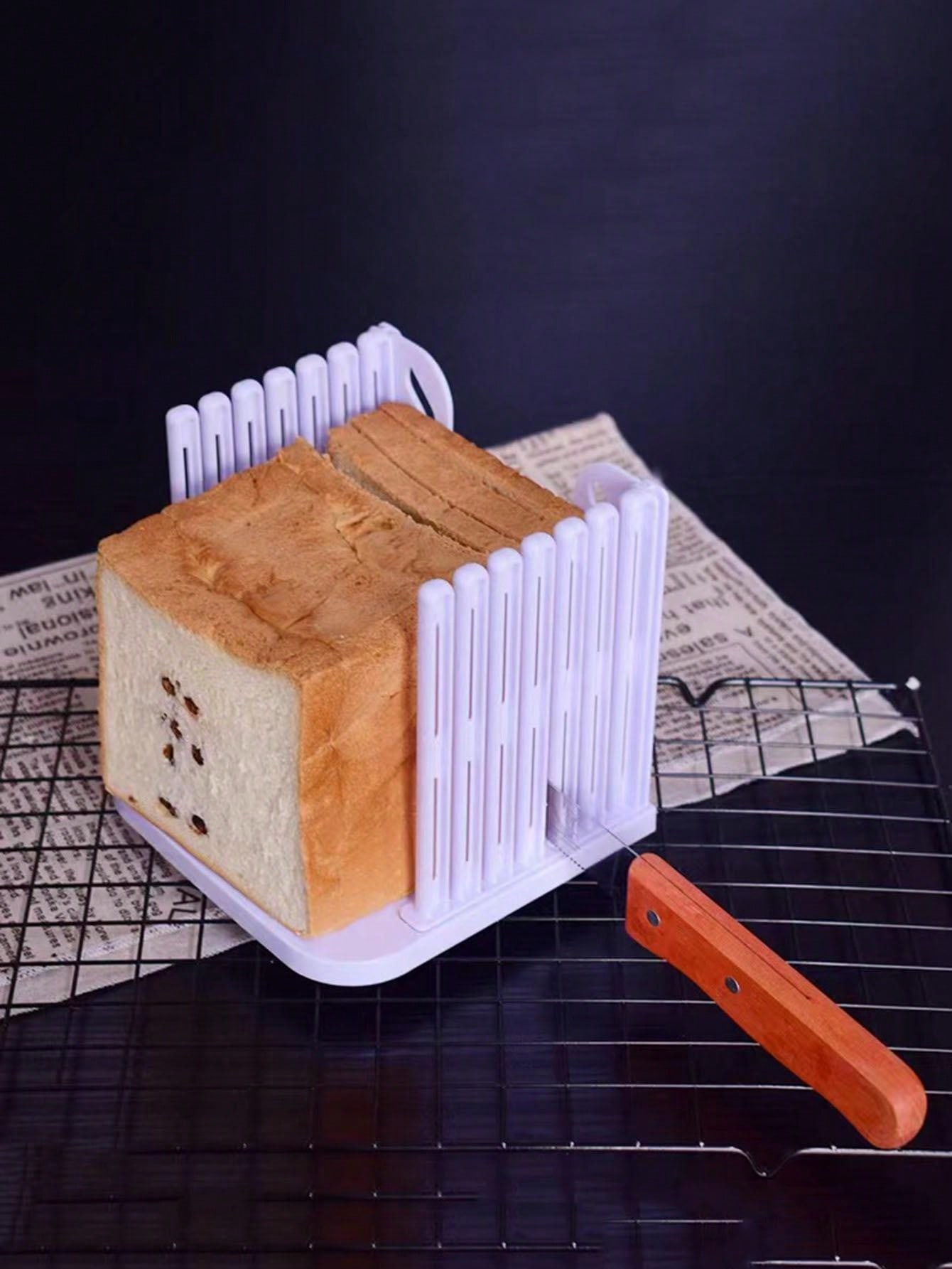 1pc Baking Tool Bread Rack Slicer Toast Slicing Machine For Home Use