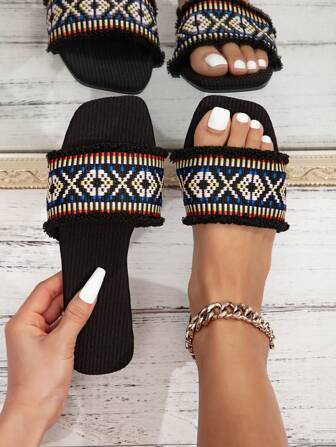 Sandalias planas de moda para mujer, lindos zapatos de verano antideslizantes para playa, slides de rayas negras con correas elegantes