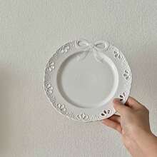 法式小众蝴蝶结浮雕陶瓷盘甜品蛋糕西餐盘好看水果沙拉盘家用平盘精美圣诞礼物 - 白色 - 查看 5