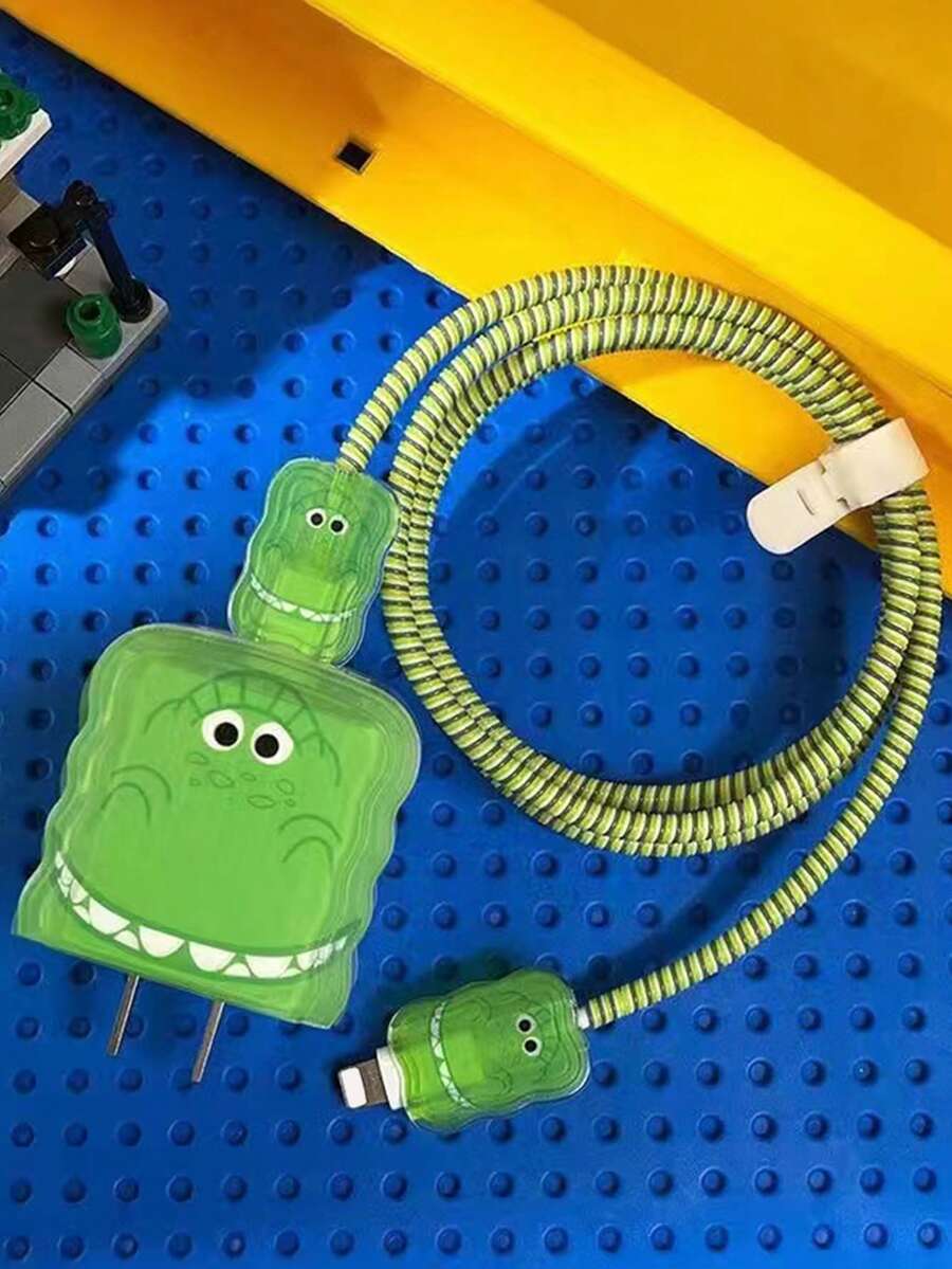 5入組3D恐龍浪潮和牙齒紋理TPU保護套，兼容蘋果18w/20w快速充電適配器 - 彩色 - 查看 1
