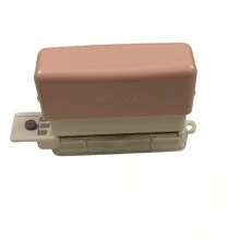 1入組6孔金屬打孔器，手持式筆記本剪貼簿日記釘裝A4/A5/B5辦公用品 - 粉色 - 查看 1