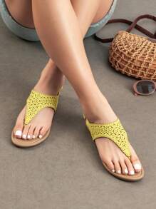 Women Rhinestone Gladiator T-Strap Thong Sandals Casual Wear Cute Flat Sandals Adjustable Buckle Beach Dress Summer Shoes - 黃色 - 查看 2