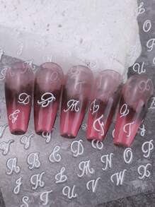 4 Stücke 3D Buchstaben Nagelkunst Aufkleber, schwarz, weiß, gold, silber, gotisches, retro, künstlerisches englisches Buchstaben Symbol Design, holografische Nagelkunst DIY Aufkleber, rutschfeste Nageldekoration, Nägel, Nagelbedarf - Verschiedenfarbig - Übersicht 8