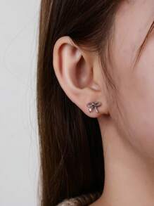 1 件时尚可爱的蝴蝶结耳环，采用钛钢和水钻，适合女性日常佩戴情人节、妈妈、母亲、母亲节、礼物 - 蝴蝶結 - 查看 5