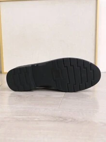 Nuevos Mocasines De Estilo Británico Para Mujeres Con Hebilla De Metal, Punta Redonda, Tacón Plano/grueso, Zapatos Versátiles Para Trabajar