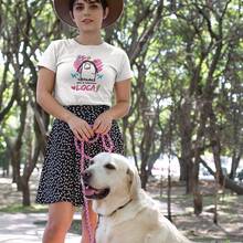 Playera de Moda para Mujer 1 Pza Estampado Van a Volverme Loca | Día de las Madres | 10 de Mayo - Blanco - Ver 3