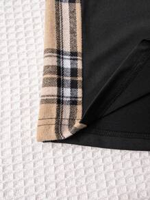 Set de tricou și pantaloni scurți cu mânecă scurtă cu imprimeu grilă și urs pentru copil