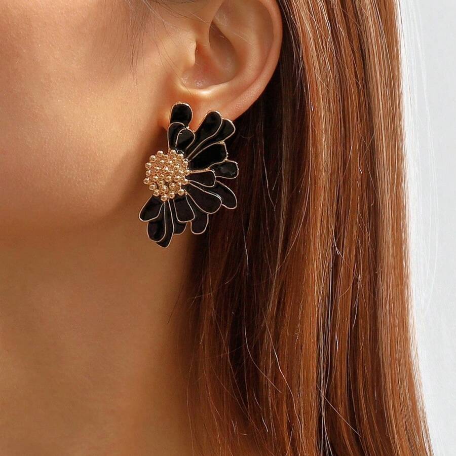 Vintage Enamel Alloy Flower Petal Stud Earrings, Suitable For Women's Daily Wear Valentines,Mom,Mother,Mother's Day,Gift - Black - View 1