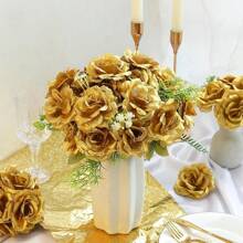 带茎玫瑰头花 - 10/20/30/50/100 件祖母绿玫瑰人造花散装 - 丝绸玫瑰假花适用于婚礼花束派对家居装饰 DIY 中心装饰桌圣帕特里克节装饰、情人节、礼物 - 金色 - 查看 5