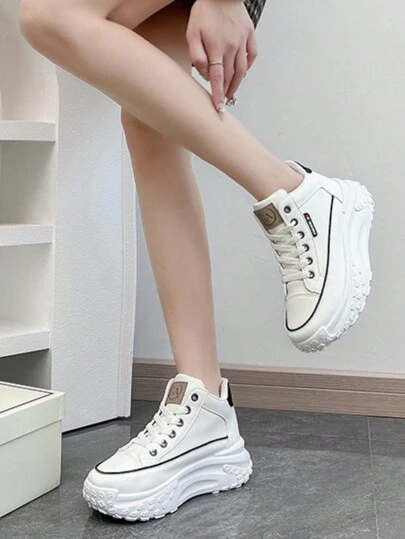 新款时尚百搭个性简约时尚防滑轻便徒步跑步运动畅销休闲厚底可爱学院风度假别致女鞋，个性化时尚百搭时尚运动女鞋，耐磨舒适轻便复古时尚休闲女鞋，修饰脚型优雅耐用别致休闲运动厚底百搭女鞋（尺码偏小，建议订购大一码）