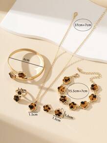 1 Set Includes: 1 Pc Necklace With Lucky 5-Leaf Clover Pendant, 1 Pc Bracelet, 1 Pair Earrings, 1 Pc Ring, 1 Pc Bangle, Women Jewelry Set - Multicolor - View 3