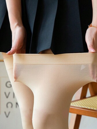 1双加大码过膝长袜，120D弹力透气防勾丝薄款不透明袜，舒适保暖