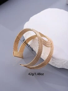 Fashionable Classic Women's Layered Metal Textured Iron Alloy Open Cuff Bracelet Suitable For Parties, Gatherings And Daily Wear