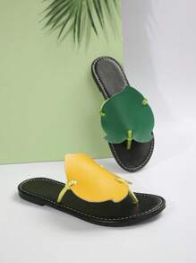 Fashionable & Versatile Women's Open Toe Beach Sandals With Rounded Toe, Flat And Slip-Resistant Sole - Yellow - View 2