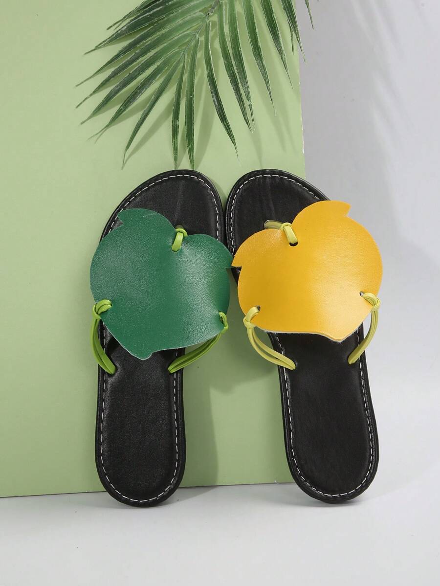 Fashionable & Versatile Women's Open Toe Beach Sandals With Rounded Toe, Flat And Slip-Resistant Sole - Yellow - View 1