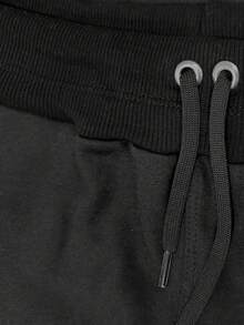 Kit Camiseta e Bermuda Moletom Masculina Confortável AKATSUKI NUVEM CLAS APJ1