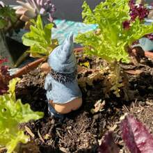 1 Garden Gnome Statue, Resin Garden Gnome Handicraft, Garden Decoration, Creative Garden Statue Decoration, Weather Resistant And Fun Garden Gnome Decoration, Outdoor Indoor Courtyard Lawn Porch Decoration, Garden Outdoor Courtyard Lawn Decoration Ornament Resin