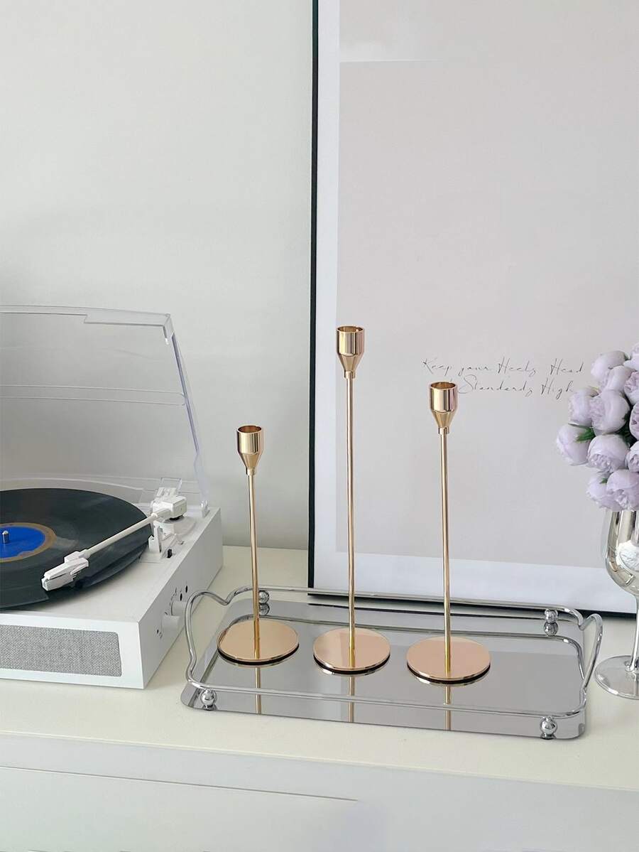 1pc Nordic Style Luxury Retro Gold Metal Candlestick For Photography And Romantic Candlelight Dinner Table Decoration - Gold - View 1