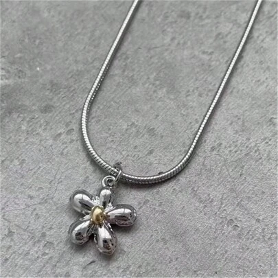 VKHK 1Pc Korean Y2K Sweet Cool Stainless Steel Flower Pendant Necklaces For Women Fashion Jewelry Valentines,Mom,Mother,Mother's Day,Gift