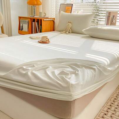 1pc Soft Cloud-Like Solid Color Fitted Sheet, Excluding Pillowcase, Macaron Color Mattress Protector, Cloud-Like Soft And Cozy, 360-Degree Full Wrap Fresh Fitted Sheet, Dust-Proof And Anti-Slip Bedsheet Set, No Optical Brighteners, Breathable And Moisture-Wicking, Soft And Fine Texture, Washable And Fade-Resistant, Anti-Bacterial Thickened Bedding Mattress Protector, Suitable For Travel, Bedroom, Guest Room, Hotel, Whole Family, All Seasons, 16 Sizes