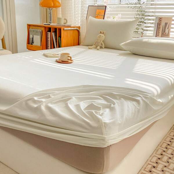 1pc Solid Color Cotton Cloud-Like Fitted Sheet, Does Not Include Pillowcase, Soft And Breathable Mattress Protector, 360-Degree Full Wrap, Dust-Proof And Non-Slip, Hypoallergenic, Suitable For Bedroom, Hotel, Dorm, All Seasons, Comes In 16 Sizes