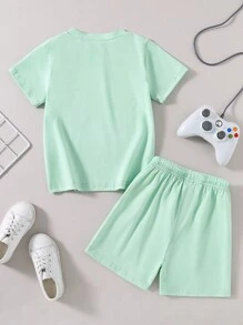 Camiseta de manga corta y pantalones cortos para niño casual con cuello redondo tejido con letra grabada