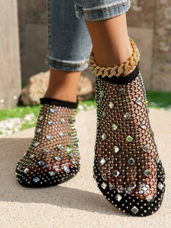 Women's Plus Size Hollow Breathable Silver Crystal Square Diamond Glamorous Fishnet Sparkling Punk Style Fashion Elegant Party Non-Slip Round Toe Flat Sandals