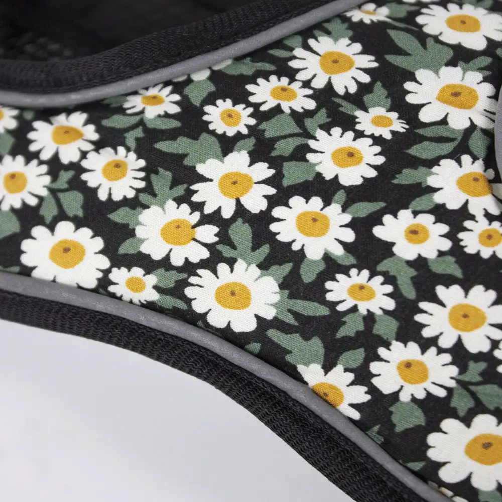 1 Set Sunflower Floral Pattern Breathable Mesh Dog Harness And Leash, Casual And Fashionable, Reflective For Nighttime Visibility, 360-Degree Anti-Escape Design, Adjustable Length, Convenient Handheld And Leash Use - Black - View 6