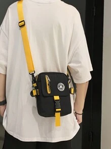 THREE FEATHER 迷你时尚单肩斜挎包，配有亮色肩带、前袋、翻盖锁设计，适合旅行、趣味礼品、男士节日礼物、度假男士礼物、笔记本电脑、冬季大容量多功能户外学生男士包、皮包、黑色包、旅行必需品、节日必备包、男士露营单肩包、男士包、夏季返校单肩包、斜挎包、春季学校用品钱包 - 黑色 - 查看 4