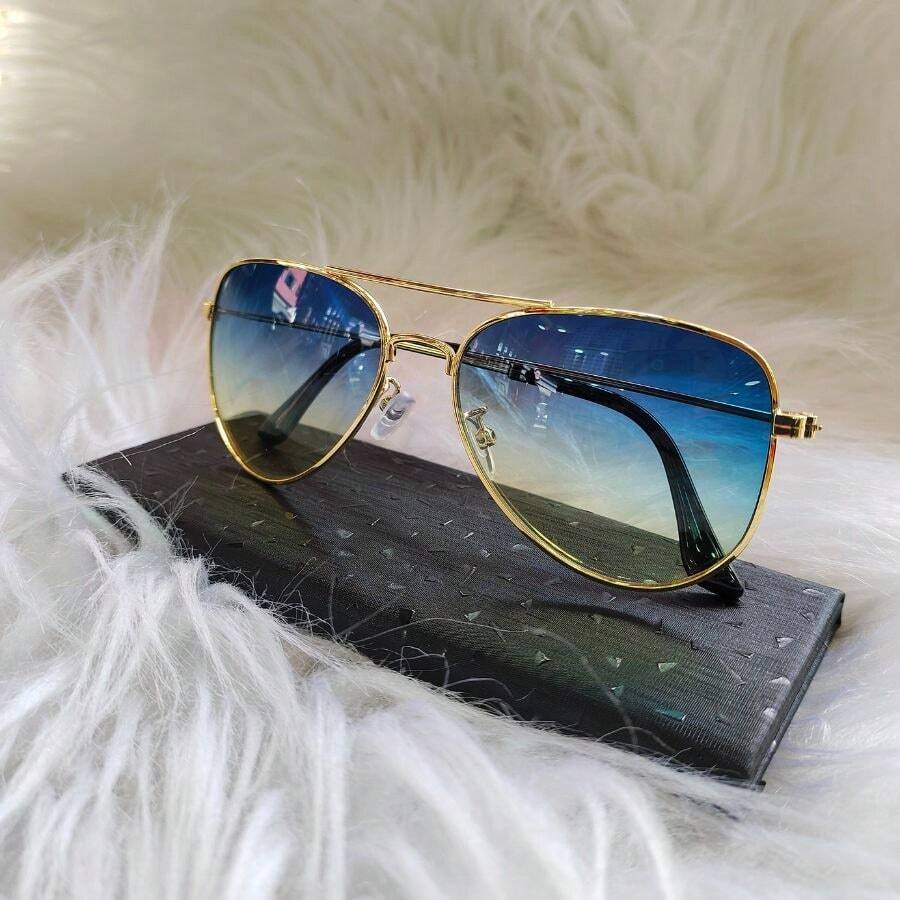 Women Sunglasses - Olive Green - View 1