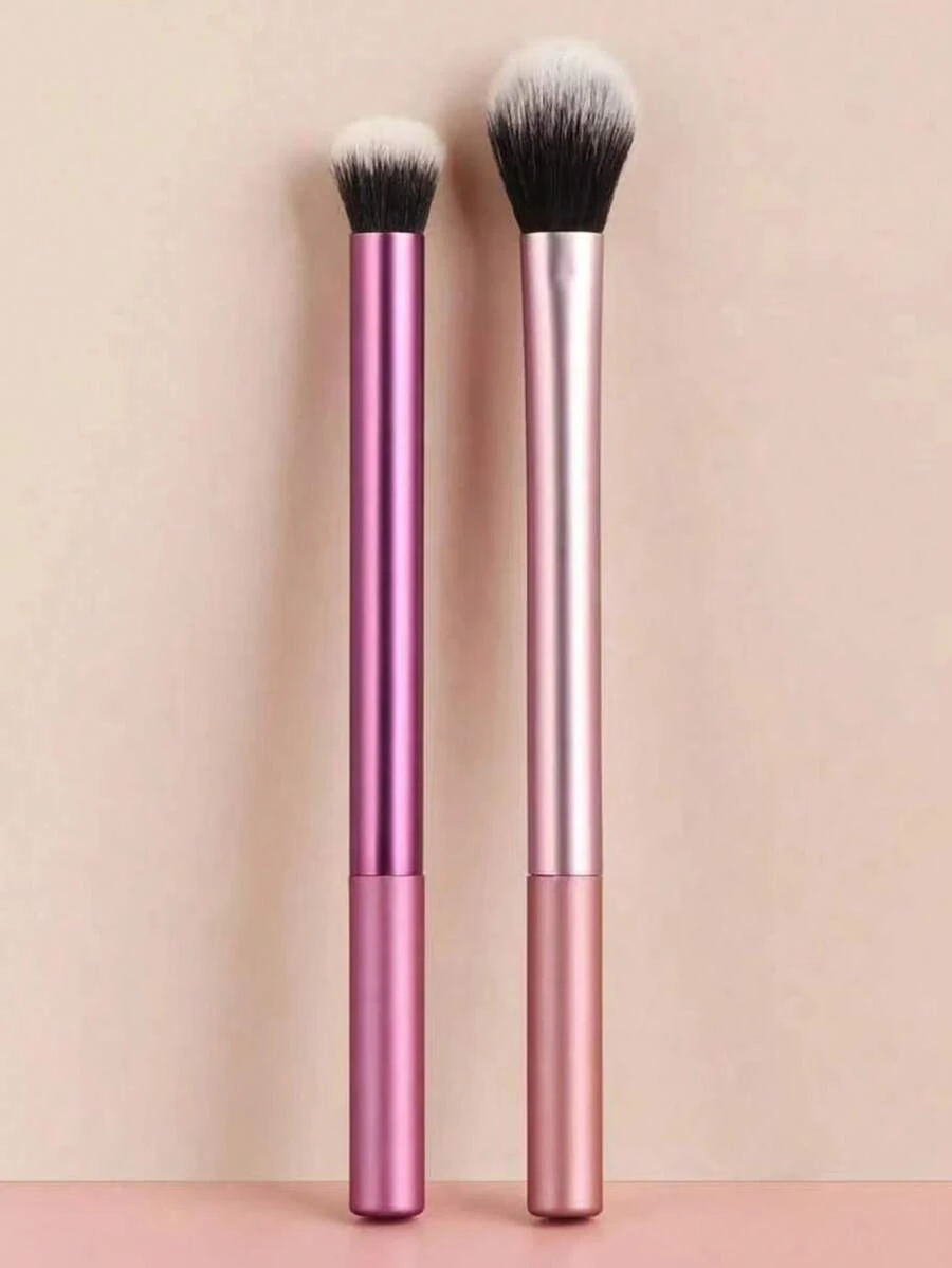 2pcs/Set Pink Flat Eyeshadow & Purple Round Eyeshadow. The Flat One Is Softer And Thicker, Suitable For Large-Area Eyeshadow Application And Base Makeup. The Rounded One Is Smaller And Suitable For Detailed Eyeshadow And Contouring.