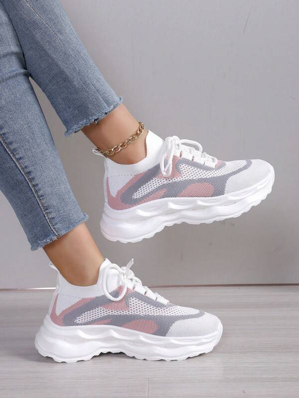 Nuevos Arribos 2024 Zapatos De Carrera Para Mujeres Con Patrón De Bloque De Colores Y Letras, Para Correr En Carretera Y De Peso Ligero