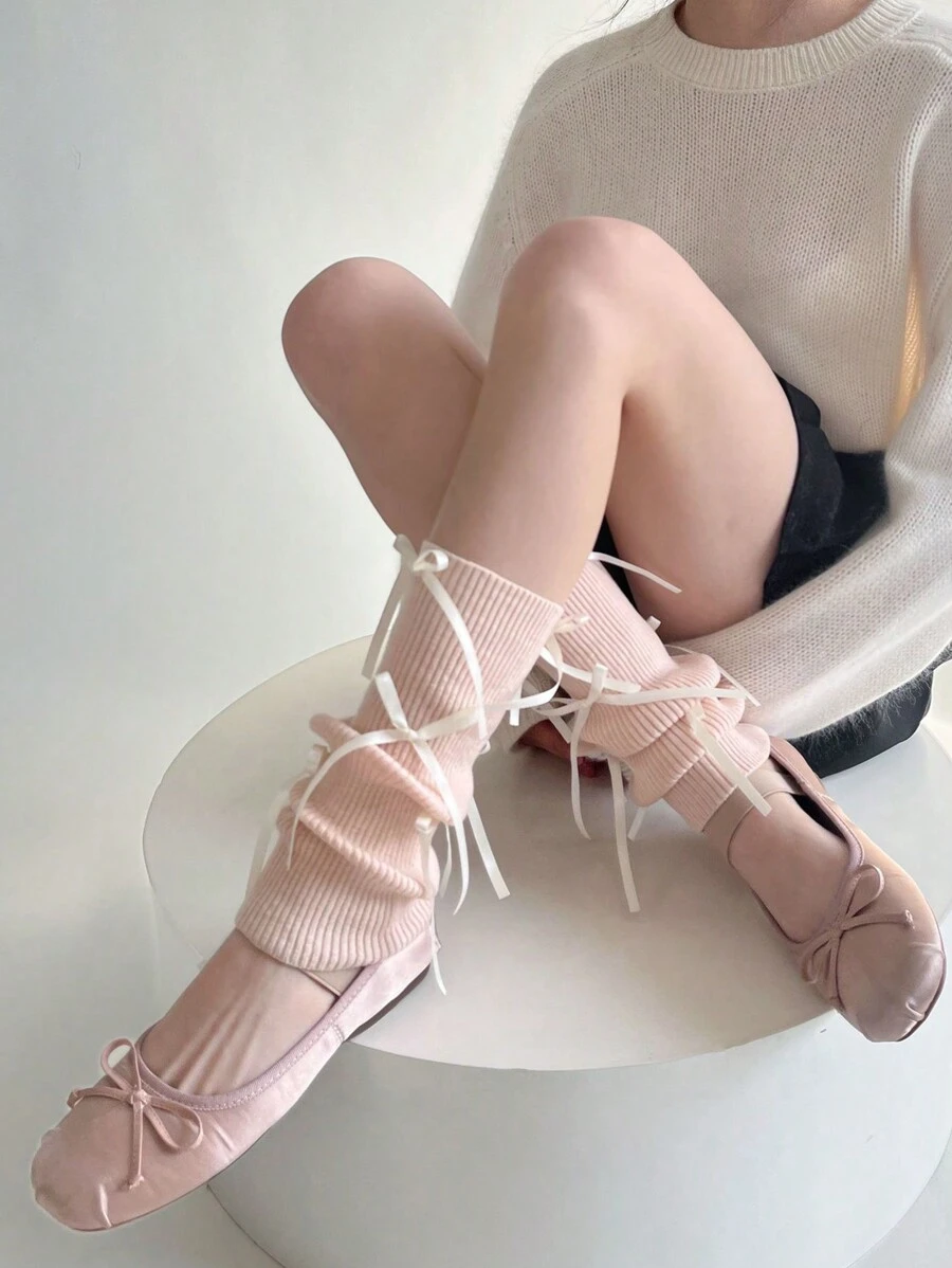 A Pair Of Pink Ballet Style Sweet Bow Leg Warmers - Pink - View 1
