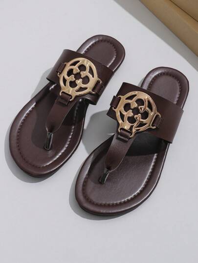 Ladies' Metal Decoration Casual & Fashionable Soft Cushioned Slippers With Toe Post & Lightweight Flat Sole