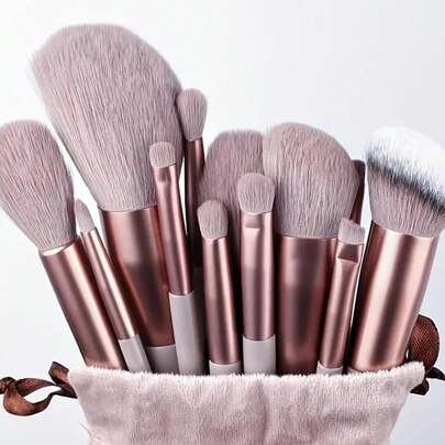 Bộ 13 cọ trang điểm, mềm mại và bông xốp, cọ nền chuyên nghiệp, cọ phấn phủ, cọ tán phấn mắt, bộ dụng cụ trang điểm kèm túi đựng và bông mút, phù hợp cho người mới bắt đầu, tông màu nâu ngẫu nhiên.