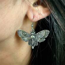 1 par de pendientes con colgante de calavera y polilla, estilo bohemio, joyería de moda punk, regalo para mujeres