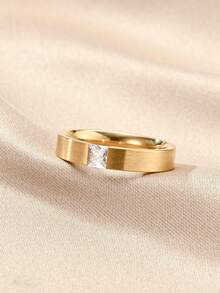 1 件时尚锆石和钛钢戒指，适合时尚领袖，韩国简约风格水钻戒指，婚礼/订婚/恋爱手指饰品，情侣戒指，微镶嵌宝石水晶戒指，优雅素面和镶嵌水钻戒指，情人节/派对水晶不锈钢戒指，流行配饰/送给好朋友的生日礼物，珠宝配饰 - 4mm平板夾石戒 - 查看 2