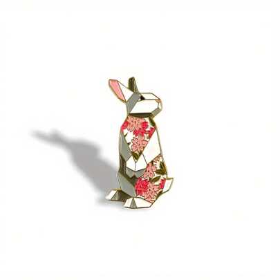 兔子珐琅胸针，兔子图案，送给兔子爱好者的礼物，可别在衣服、包包、背包上，适合学校、办公室等场合，可作为衬衫、外套、饰品、万圣节、秋冬季配饰，适合青少年、青年、男士，休闲、户外、运动、度假、毕业礼物、生日礼物、日常佩戴，趣味可爱，教师节礼物，服装配饰，包包挂饰，圣诞节男士礼物，包包别针