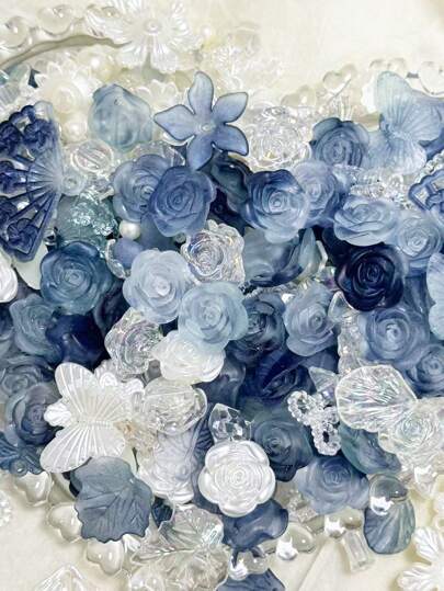 A Bag Of 70g Matte Ink Blue Gradient Rose Mixture, Bow, Faux Pearl DIY Bracelet, Phone Case, Necklace, Jewelry, Homemade Friend Gift, Perforated Multifunctional Jewelry, And Decorative Props Can Be Used As Frame Decoration, Creating Celebrity Card Props, Decorations, And Landscapes At An Affordable Price And High Cost Performance Ratio. Various Styles Have Been Carefully Crafted, Including Faux Pearls, Ice Cubes, And Roses, Each Individually Packaged Valentines