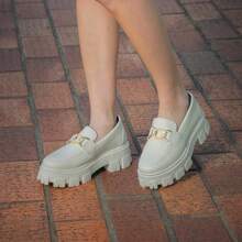 Women Wedges & Flatform - 米色 - 查看 2