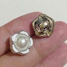 6 件仿珍珠花，带滴油效果和彩色混合，带脚扣，适合 DIY 服装装饰 - 花朵 - 查看 6