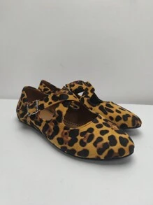 2024 New Style Round Toe Low-Cut Fashionable Buckled Leopard Print Loafers Flat Shoes, Plus Size Women's Fashionable Shoes