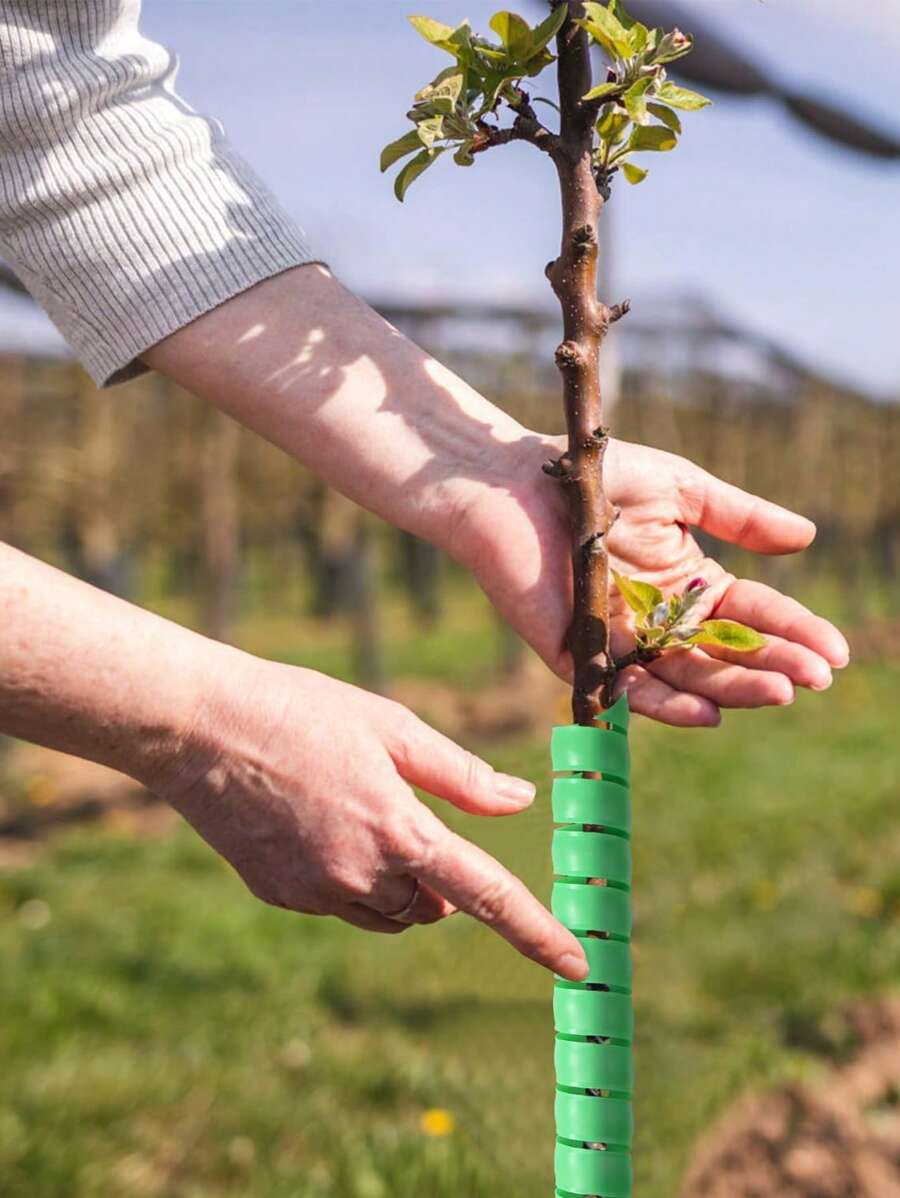 Tree Trunk Protector Plastic Spiral Tree Guard Wrap Protect