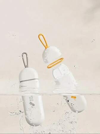 1个颜色匹配的迷你便携式防水防潮药盒，3格收纳盒，商务旅行药品分装盒，非常适合海滩、暑假、返校等场合。