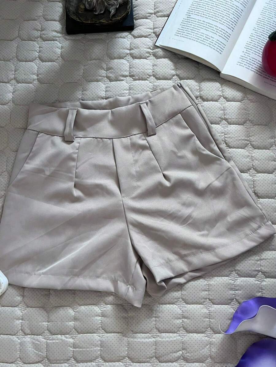 Women Shorts - 米色 - 查看 1